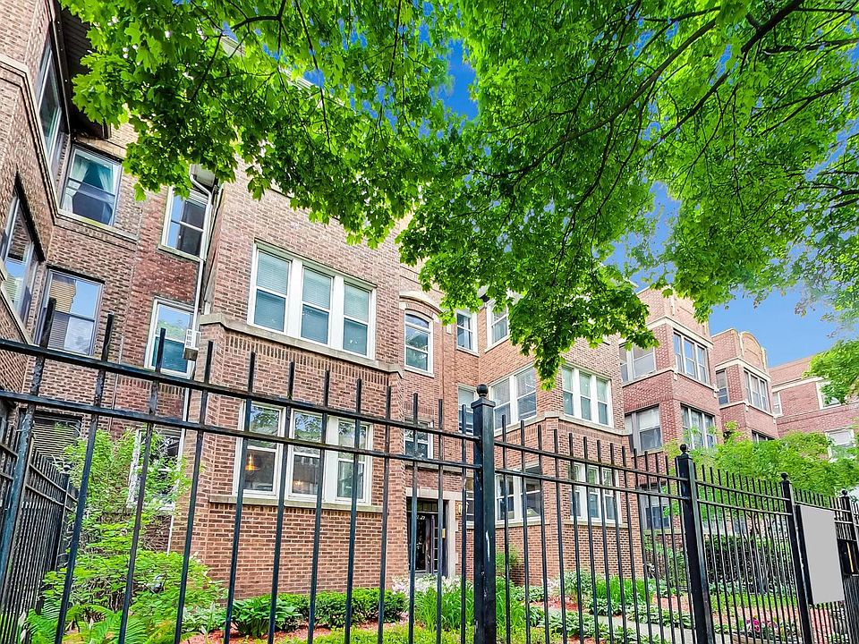 1st image of 1527 W Fargo Ave #3E