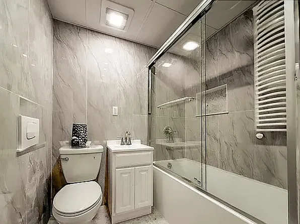 248 West 35th Street image 4 of 12