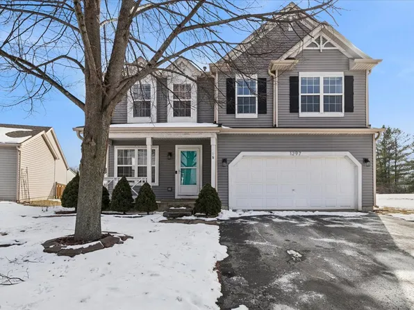 1297 Holly Ct, Antioch, IL 60002