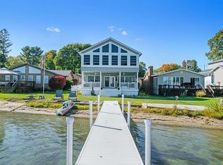 51134 N Shore Dr, Elkhart, IN
