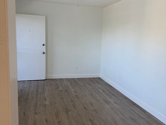 5th image of 4636 Gleason St #1/2