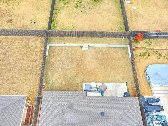 3rd image of 9429 NW 87th Pl