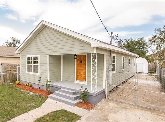 2nd image of 2037 Independence St