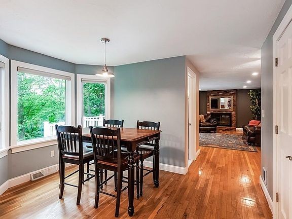 5th image of 22 Fairview Rd