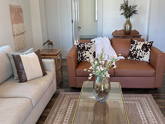 4th image of 203 W 3rd St