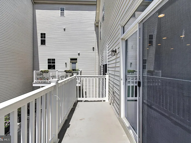 22463 Verde Gate Ter — Photo 34