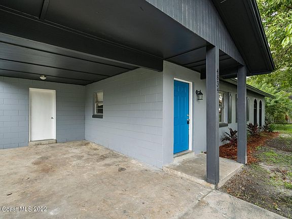 4th image of 4834 Selbe Ct