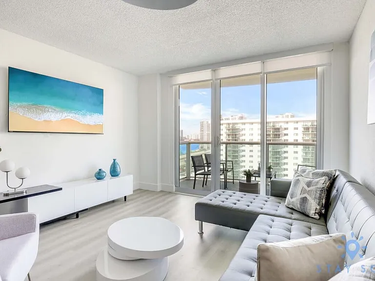 19370 Collins Ave #ID1227410P — Photo 9