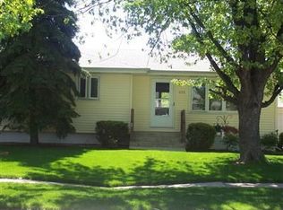 825 Harrison Ave, Dyer, IN