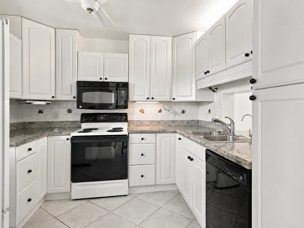 300 NE 26th Avenue #2100, Boynton Beach, FL 33435