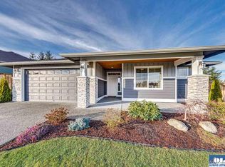 160 Blue Glacier Loop, Sequim, WA 98382