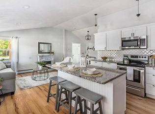 10 Circuit Dr, Rehoboth, MA 02769