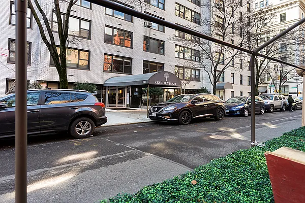 Sold by Redfin Real Estate | media 12