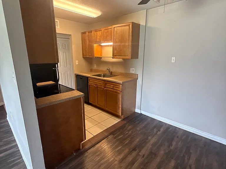 1695 Lee Rd #C210 — Photo 9