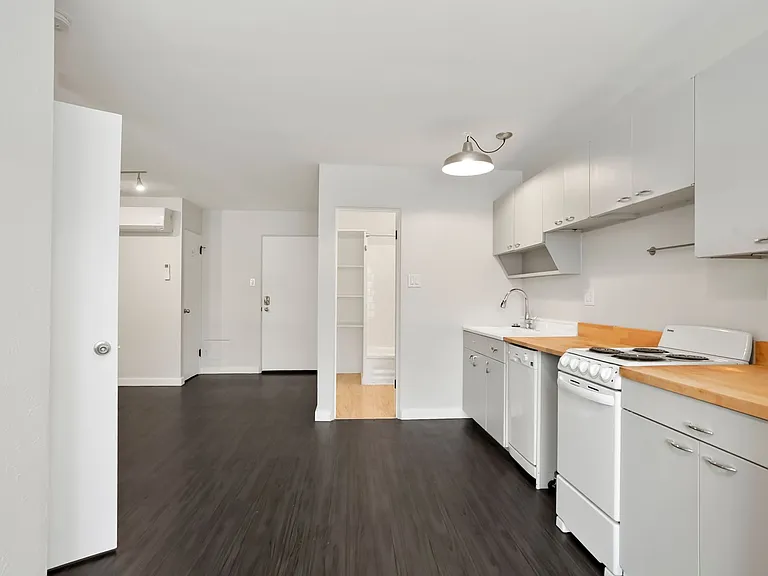 3595 W 29th Ave #20 — Photo 11