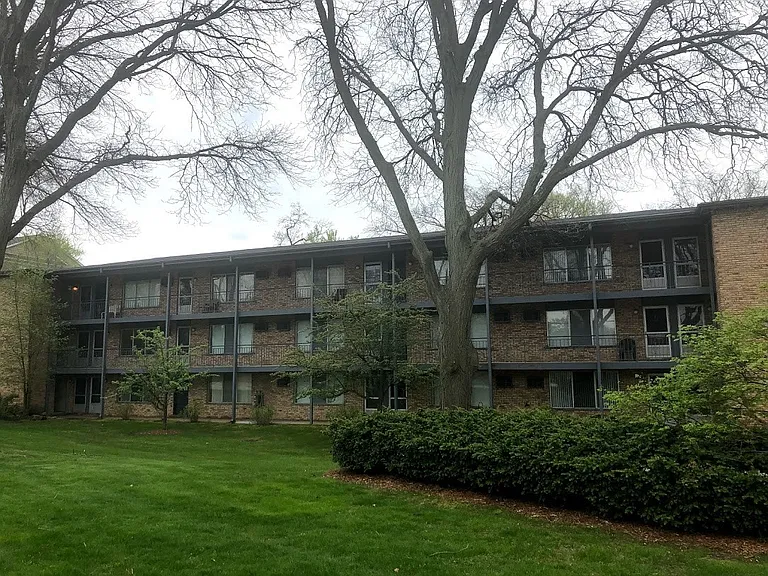 1125 N Sherman Dr — Photo 12