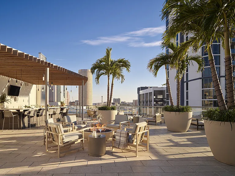 AVE Tampa Riverwalk — Photo 16