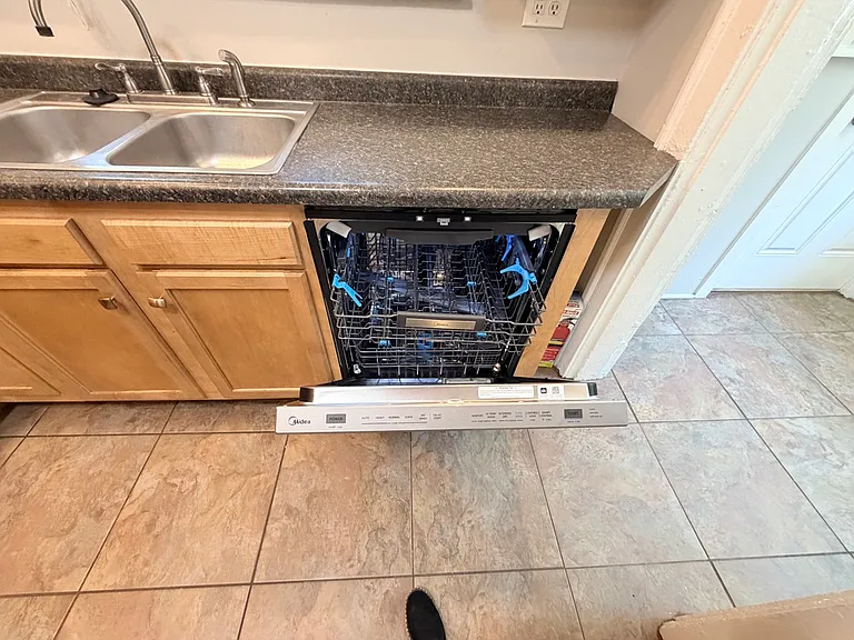 New dishwasher