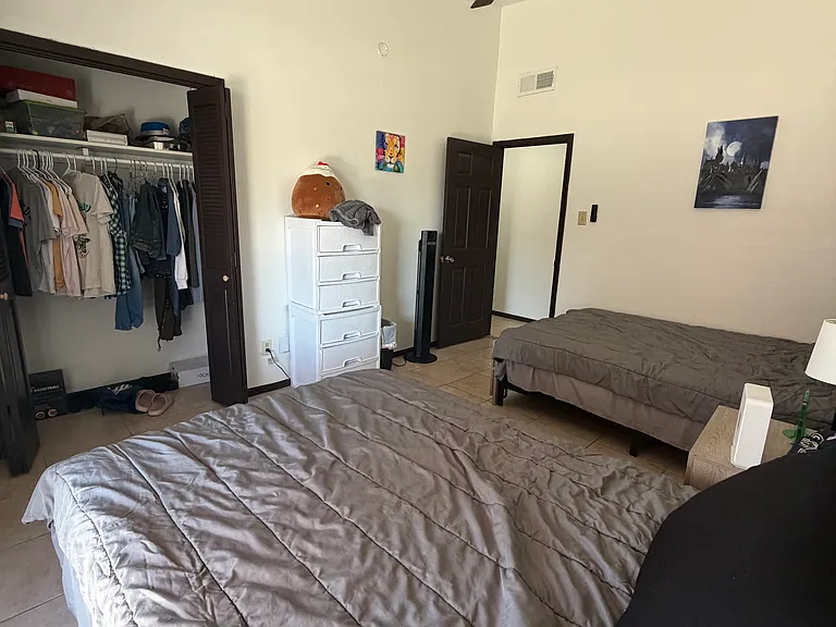 217 E Castellano Dr #A — Photo 11