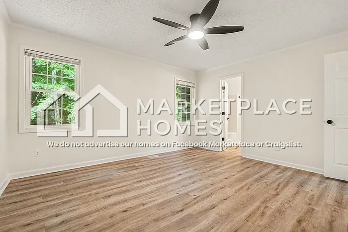 7335 Hunters Ridge Dr — Photo 16