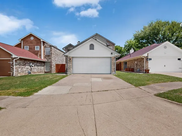 1826 McAlaster St, Cedar Hill, TX 75104