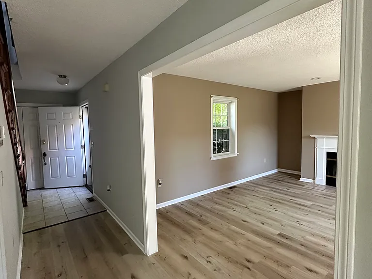 6B Heritage Sq — Photo 15