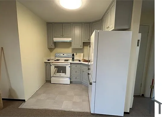 1 bed, $2,400 — Photo 4
