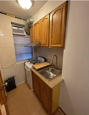 Rented by KNOCKKNOCK LLC | media 3