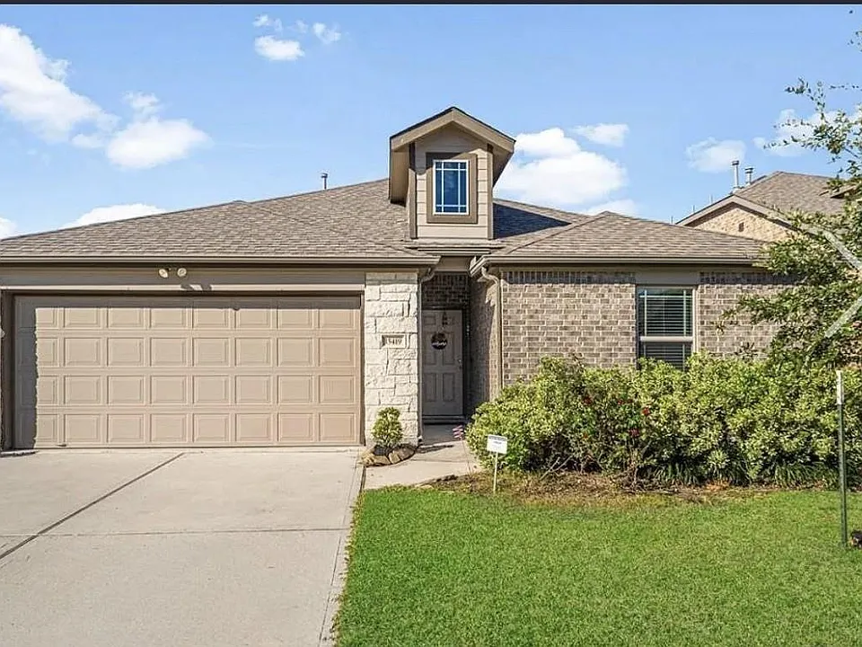 15419 Royce Holly Dr