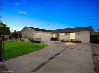 1825 W Carlton Pl, Santa Ana, CA 92704