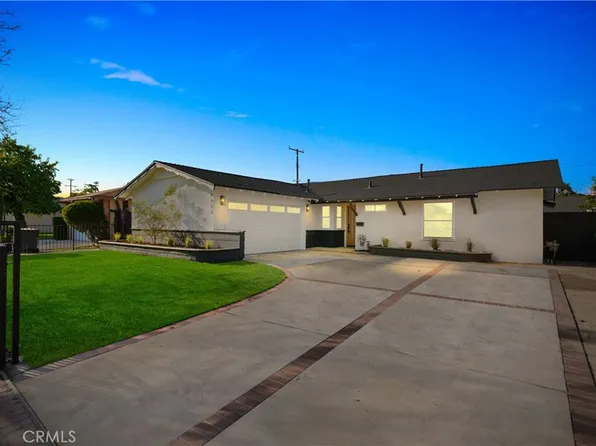 1825 W Carlton Pl, Santa Ana, CA 92704