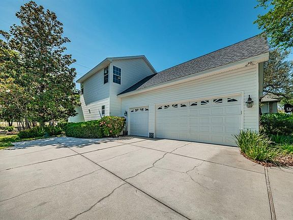 2nd image of 4510 Glenbrook Ln