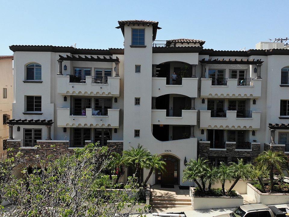 1st image of 1821 Fairburn Ave APT 402