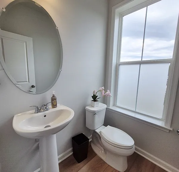 648 Brookwood Glen Ter #B — Photo 26