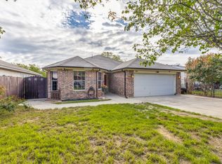 2966 Rosen Ave, Fort Worth, TX 76106