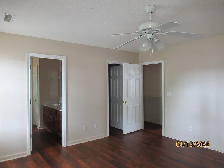 3590 Oleander Dr — Photo 15