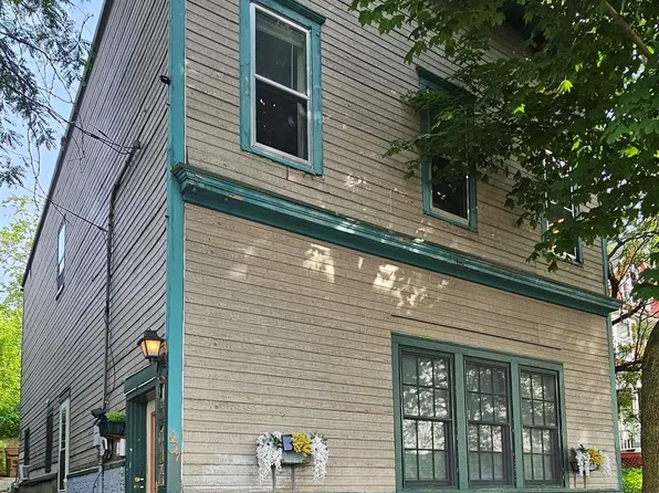 937 Williamson St APT 2, Madison, WI 53703