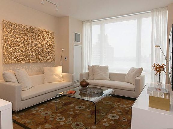 4th image of 160 W 62nd St APT 41H