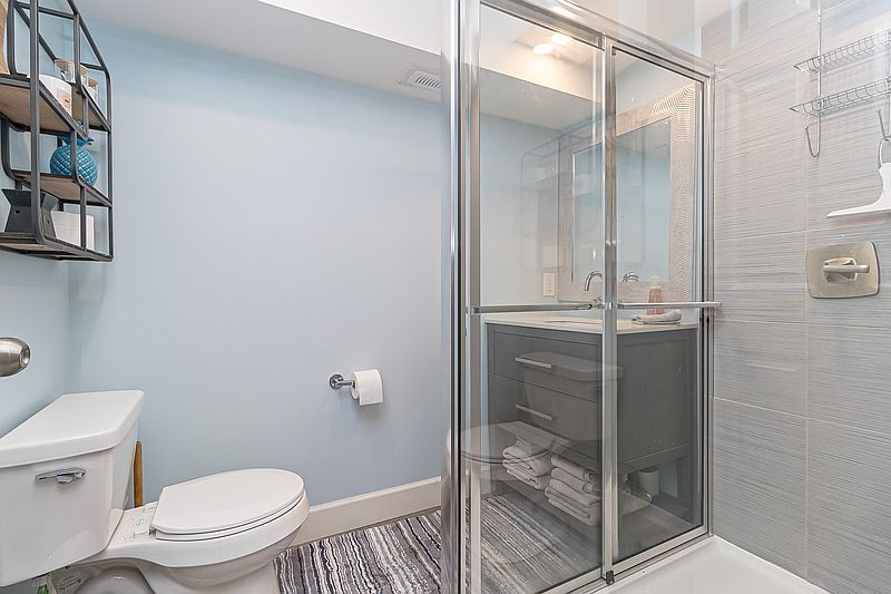 Saanich House for rent - 2 Bedrooms — photo 27