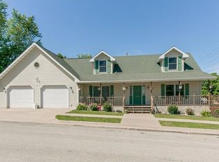 501 1st Ave, Springville, IA 52336