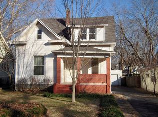 750 S Pickwick Ave, Springfield, MO 65802