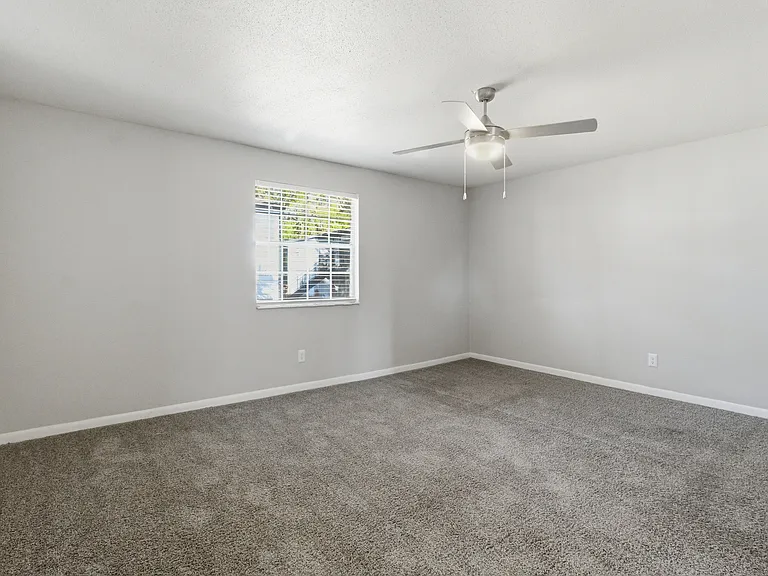 Reserve at Midtown — Photo 7