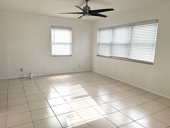 5th image of 622 Avenida Hermosa