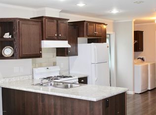 27 Lace Bark Ln, Jackson, NJ 08527