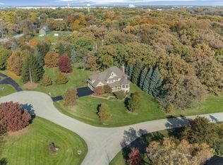 2 Century Ct, Oswego, IL 60543