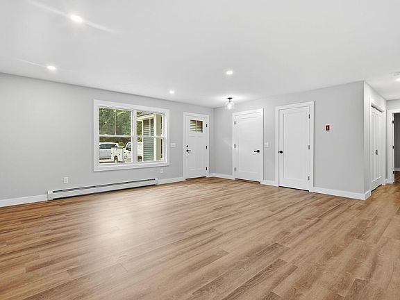 4th image of 4 Neponset Circle