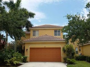 609 Live Oak Ln, Weston, FL 33327