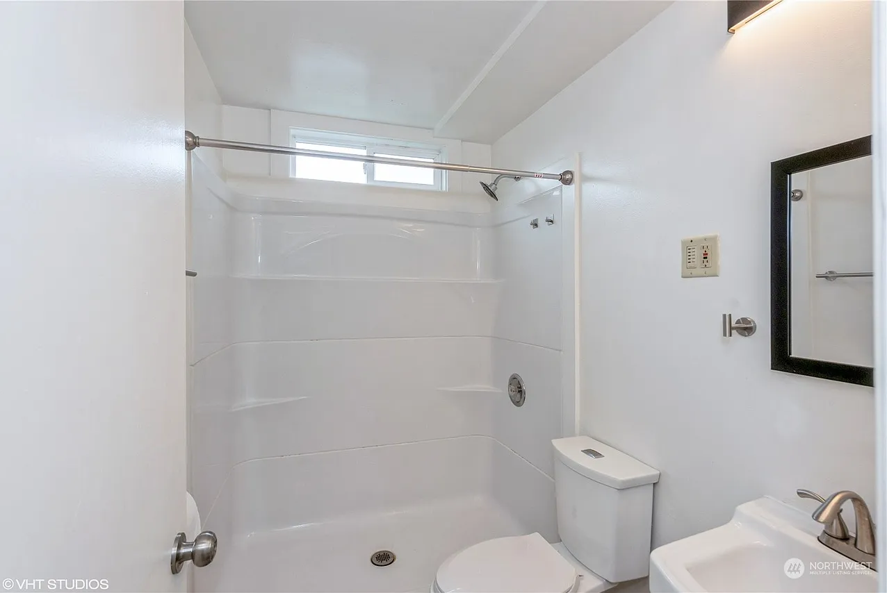 Studio, 500 sqft, $1,395 — Photo 1