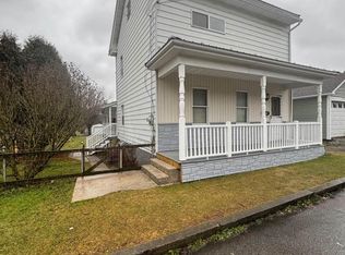 67 Vaux Ave, Tremont, PA 17981