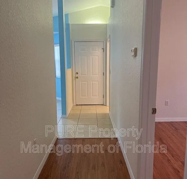 3936 NE 21st Ln — Photo 3